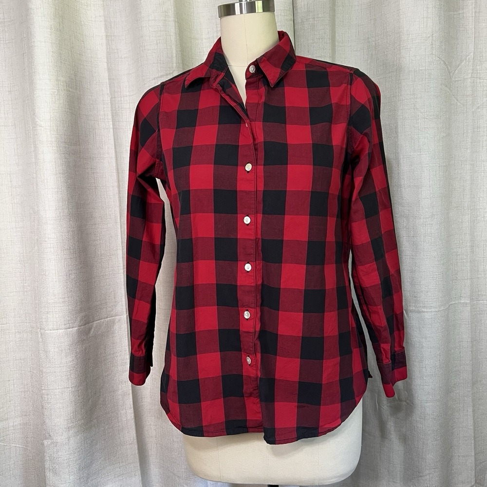 Foxcroft Womens Size 6 Shaped Fit Black Red Buffalo Print Plaid Top Shirt Blouse